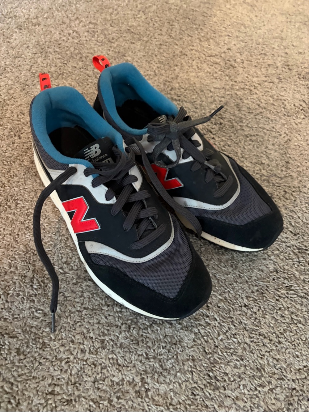 New Balance Men’s Black, Gray & Red Casual Sneakers